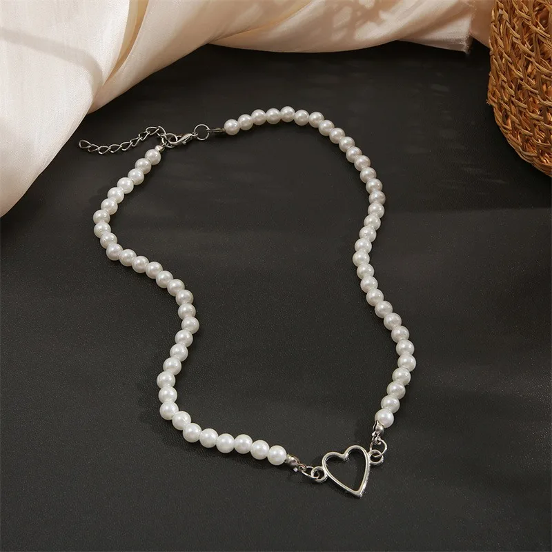 Vintage Imitation Pearl Choker Neckalce for Women Fashion Heart Necklace Gift for Friend Party Trendy Handmade Neck Jewelry - Image 5